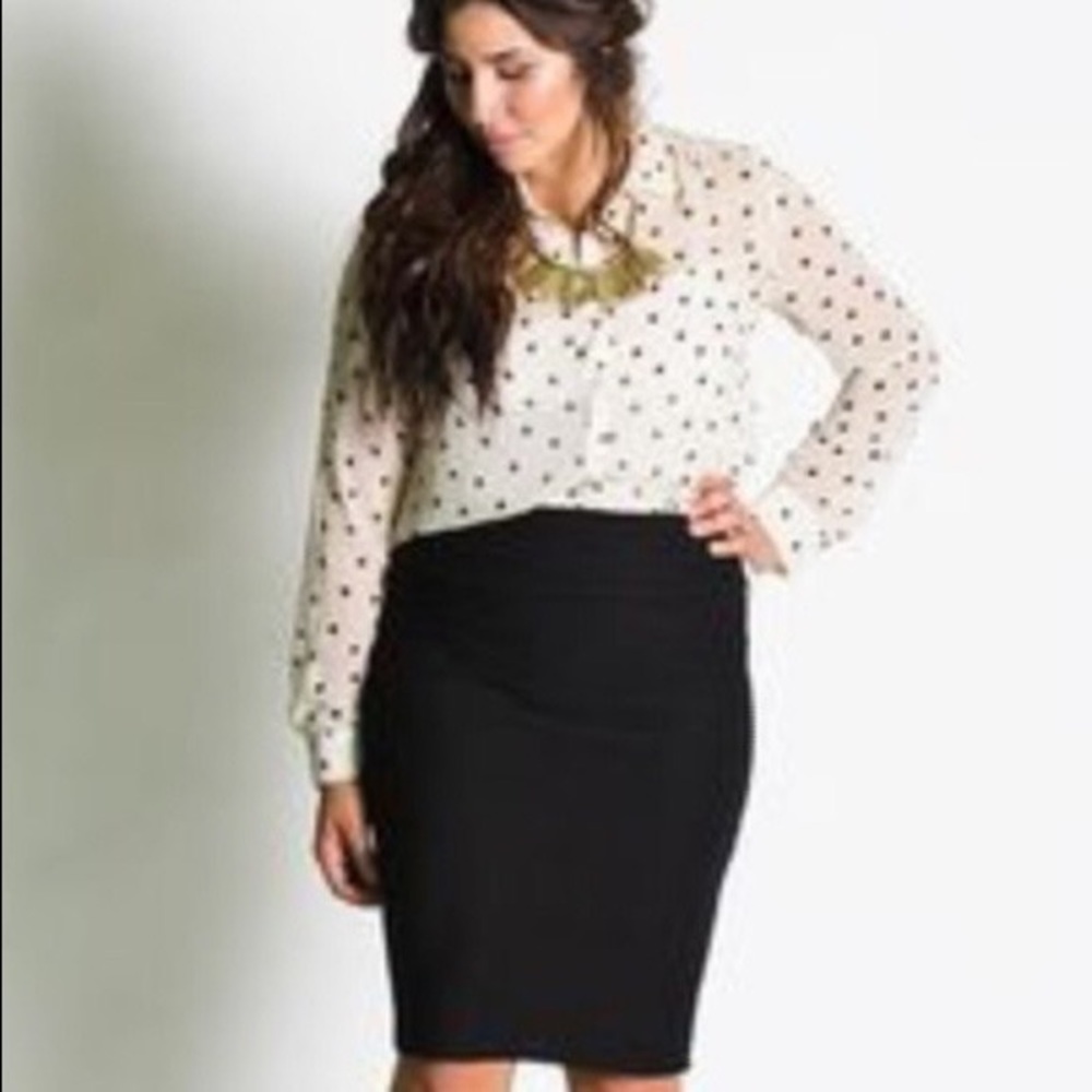 Black LuLaRoe Cassie Pencil Skirt